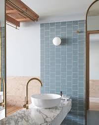 Glamorous In Pastel Colours An Art Deco Inspired Hotel Design Moderne De Salles De Bains Interieur Salle De Bain Hotel Design