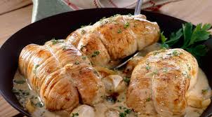 Paupiette De Veau A La Creme Et Au Vin Blanc Un Bon Petit Plat Mijote A Deguster En Famille Recette Recette Paupiette Paupiette Recettes De Cuisine