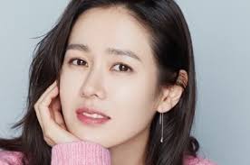 Netflix's upcoming show 'so not worth it' is easily one of the most anticipated korean dramas of 2021. Son Ye Jin Age Profile Movies Boyfriend Tv Shows And Facts Wikifamouspeople