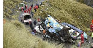 #bolivia_accidente | 27.9k personas han visto esto. Unas 15 Personas Murieron En Accidente Vial En Bolivia Entornointeligente