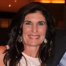 Dena Deleon (@denaDdeleon)