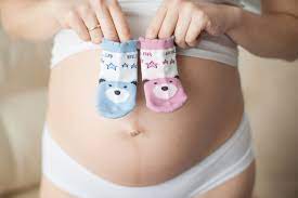 Okay so i a had a boy, was a very easy going laid back pregnancy with minimal acne/ very little hair loss/ very little morning sickness and little food aversions. Boy Or Girl Gender Guessing Myths And Facts Carolina Parent