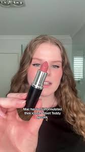 Batom Mac Maximal Velvet Teddy