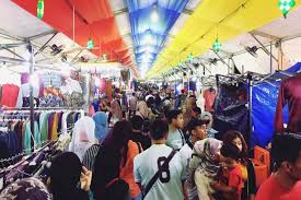 Anda ingin mencari duit tambahan pada bulan ramadhan yang bakal tiba nanti? The Plus And Minus Points In Jalan Raja Ramadan Bazaar