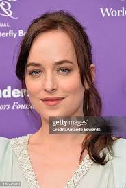 2,417 Amanda Johnson Photos & High Res Pictures