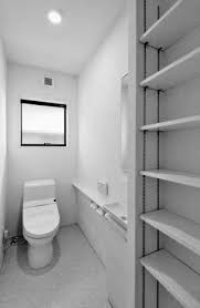 1階トイレは手洗器と収納棚を設けました 収納棚 オープンハウス 家