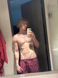 Tim @hellakillax1 - Twitter Profile | Sotwe