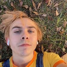 Tyler Broughton's Instagram, Twitter & Facebook