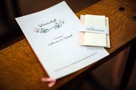 Wie kann man ein kirchenheft für die hochzeit gestalten? Kirchenheft Fur Die Hochzeit Anleitung Hochzeitsportal24