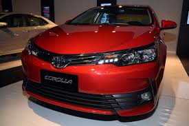 It has a great predicted reliability rating, and it's loaded with advanced safety. Fotos Veja O Que Mudou Na Reestilizacao Do Corolla 17 03 2017 Uol Carros