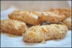 La Ronde Des Bredele Batonnets Moelleux Amande Noisette Sans Farine Blog Cuisine Avec Du Chocolat Ou Thermomix Mais Pas Que Recette Bredele Recette Recette Gateau Noel