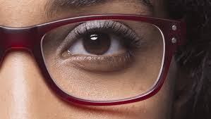 Pd, or pupillary distance, refers to the distance in millimeters between the center of one pupil to the center of the other. How To Measure Pupillary Distance Pd Lenscrafter