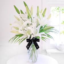 For your lamenting loved ones life and death are the two sides of the same coin. Send Sympathy Flowers Condolence Gifts Online India Interflora In