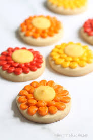 Piped Flower Cookies For Fall Sugar Cookies With Frosting Recipe Sugar Cookies Flower Cookies Sugar Cookie Frosting