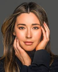 Audrey Bradford's Instagram, Twitter & Facebook