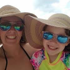 Tara Slocum's Instagram, Twitter & Facebook