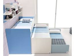 Scopri le migliori camerette per bambini online sia per maschi, che femmine, a ponte, a soppalco, a castello e/o angolari, sono molti gli stili e le tipologie di cameretta commercializzate. Letti A Castello Scorrevoli Modelli E Prezzi Letti A Castello Cameretta Bambini Salvaspazio Letti A Castello Ragazzi