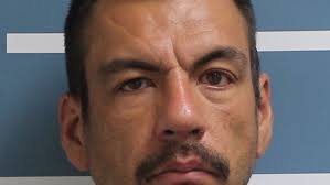 7 Eleven employee fights off man attacking people with a screwdriver in  Visalia