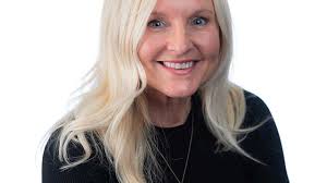 Mercedes-Benz names Dennis new sales director