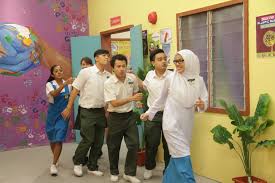 Taylor marie smith is smk ayer dalam's new exchange student from america, replacing putri who is now currently studying in america for 6 months. Musim Baru Oh My English Class Of 2015 Ieyra Com