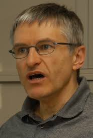 Missbrauchtes Vertrauen" von Helmut Schütz