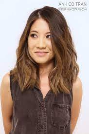 Aktuell ist ihr haar etwas länger als bis zum schlüsselbein, aber das macht nichts…denn das original dieses haartrends wird immer alexa chung victoria beckham hat sich entschieden, den klassischen schnitt bis zum schlüsselbein etwas zu variieren, denn sie weiß, dass er im moment super. 180 Clavicut Haare Bis Zum Schlusselbein Ideen Haare Clavicut Haarschnitt