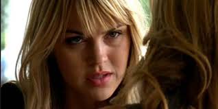 Friday Night Lights: 10 Ways Julie Got Worse And Worse