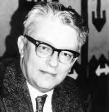 PRESENT the PAST the FUTURE the Embracing Envisioning Reflecting on