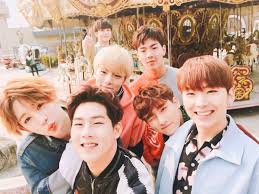 Monsta x official light stick ver2; 13 Twitter Monsta X Monsta X Wonho Fiktion