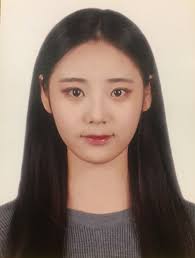 Certainly, there is no ideal person in reality but if we tried to portray such a person they would possess the following. Loona Pics On Twitter Jinsoul With Black Hair Is The Only Thing That S Ever Mattered