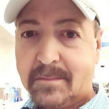 If I say 70s disco music which song comes to mind first 🤔 I will kick it  off with Born to be alive 👌