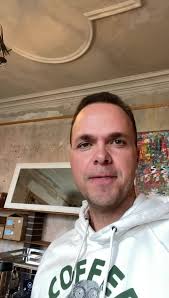 Wir brutzeln die nächsten 4 Tage wieder frische Fercher Bratwürste vom  Fleischer Joppe. Dazu gibt es Wein von Dr. Lindicke und frisch gerösteten  Kaffee! Also bis später ♥️☕️🥂