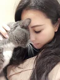 Cho Yun's Instagram, Twitter & Facebook