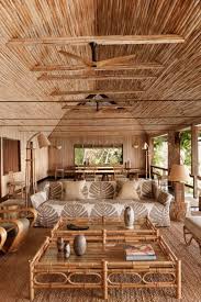 Dekorasi kamar tidur kecil di atap rumah 13. 30 Inspirasi Desain Interior Rumah Bambu Desain Id