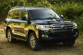 2018 toyota land cruiser redesign. 5 Things We Want In The New Toyota Land Cruiser News Cars Com