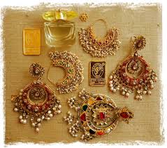 11 Indian Jewelry Pieces You Need To Add to Your Trousseau 