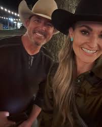 Randoms from my camera roll. See you tomorrow, Gruene Hall… AND A NEW SONG  “Ain't That Love” makes its world debut at midnight. 🥹😍♥️