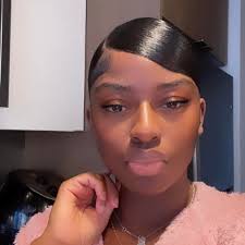 Yall know anything about a Dr. Oliver Simmons with Beautyland in Miami?