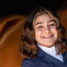 Ella Bolling's Instagram, Twitter & Facebook