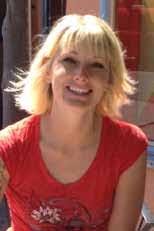 Cindy Hull's Instagram, Twitter & Facebook