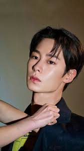 Lee Jae Wook? To me it was love at first sight. His mannerisms, his line  deliveries, the gestures, facial expressions, he isn't boring at all, a  natural, the fill up sounds he