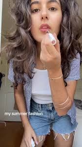 Brandy Rosa's Instagram, Twitter & Facebook