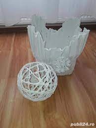 Este un mod foarte fain de a recicl materialul textil vechi si va poate infrumuseta gradina. Ghivece De Flori Èi Diferite Ornamente Din Ciment Odobesti Casa Si Gradina Publi24 Ro