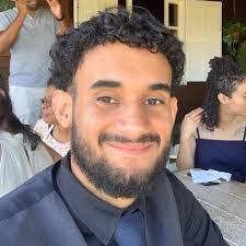 Arthur Lino's Instagram, Twitter & Facebook