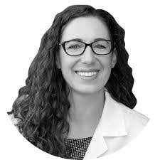 Sara Frye's Instagram, Twitter & Facebook