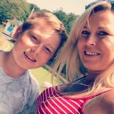 Heidi Hayden (@punc_heidi76)