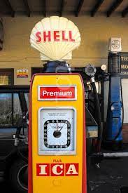 Shell Petrol Pump 1960 S Vintage Gas Pumps Old Gas Pumps Old Gas Stations