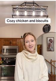 Cozy Chicken and Biscuits Recipe for Easy Dinners