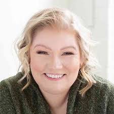 Kristin Ingram's Instagram, Twitter & Facebook