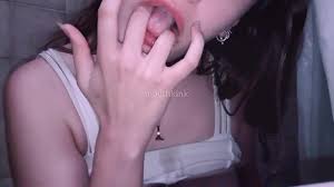 Mouthkink - Sloppy tits and fingering my mouth